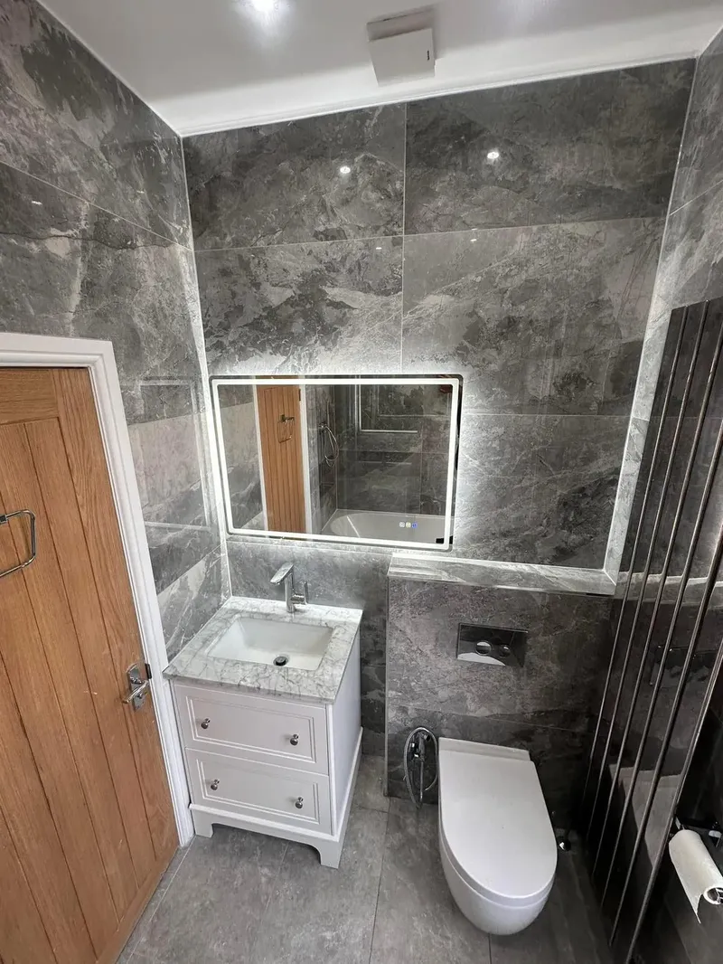 Contemporary wet room design